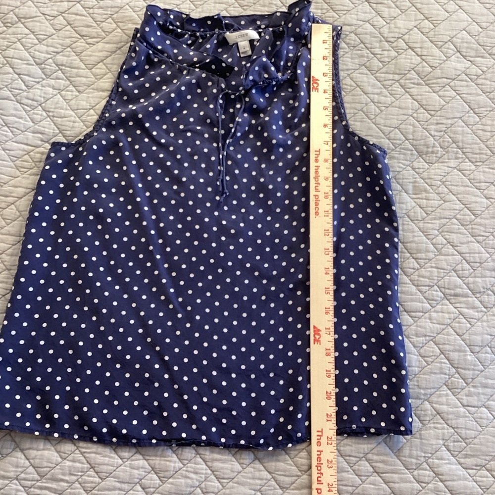 J. Crew Dark Blue and White Dot Sleeveless Blouse Sz 4 - Picture 5 of 8